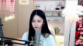 娱乐圈轻松吃瓜：虞书欣笑容背后的故事与幕后揭秘